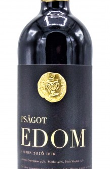 PSAGOT EDOM MEVUSHAL is a distinguished wine sourced from the Judean Hills region of Israel. This Kosher wine exhibits a balanced flavor profile with notes of dark fruits