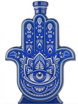 CASA DE HAMSA BLANCO 1L is a premium blanco tequila that embodies the essence of Jalisco